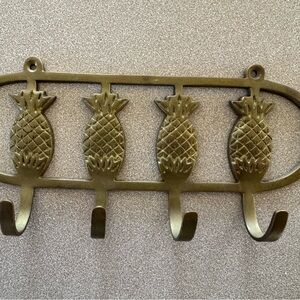 Antique Brass Pineapple Wall Hook Rack